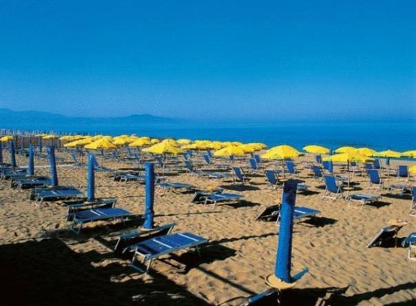 Hotel B&B Marina Capaccio Екстериор снимка