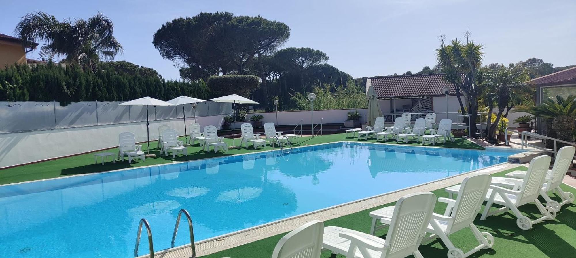 Hotel B&B Marina Capaccio Екстериор снимка