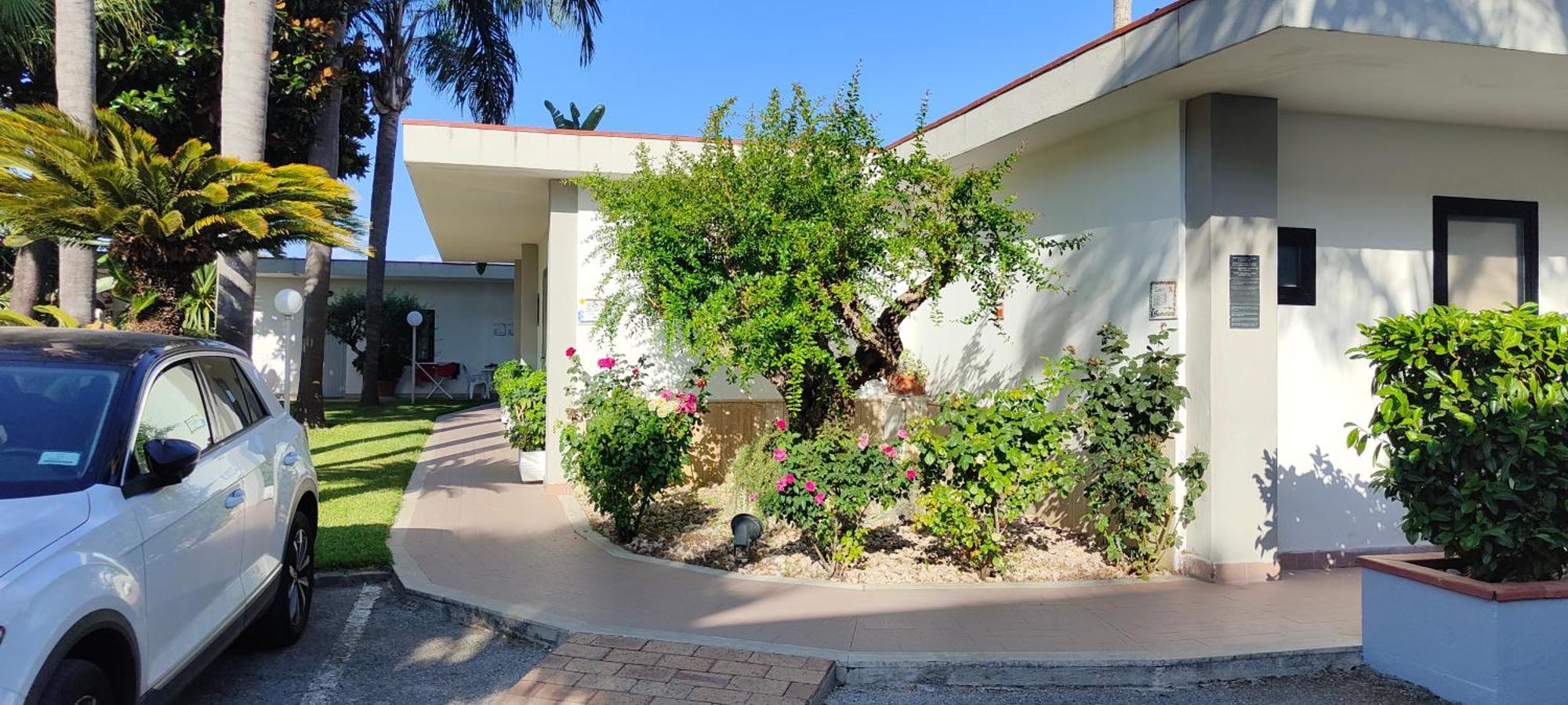Hotel B&B Marina Capaccio Екстериор снимка