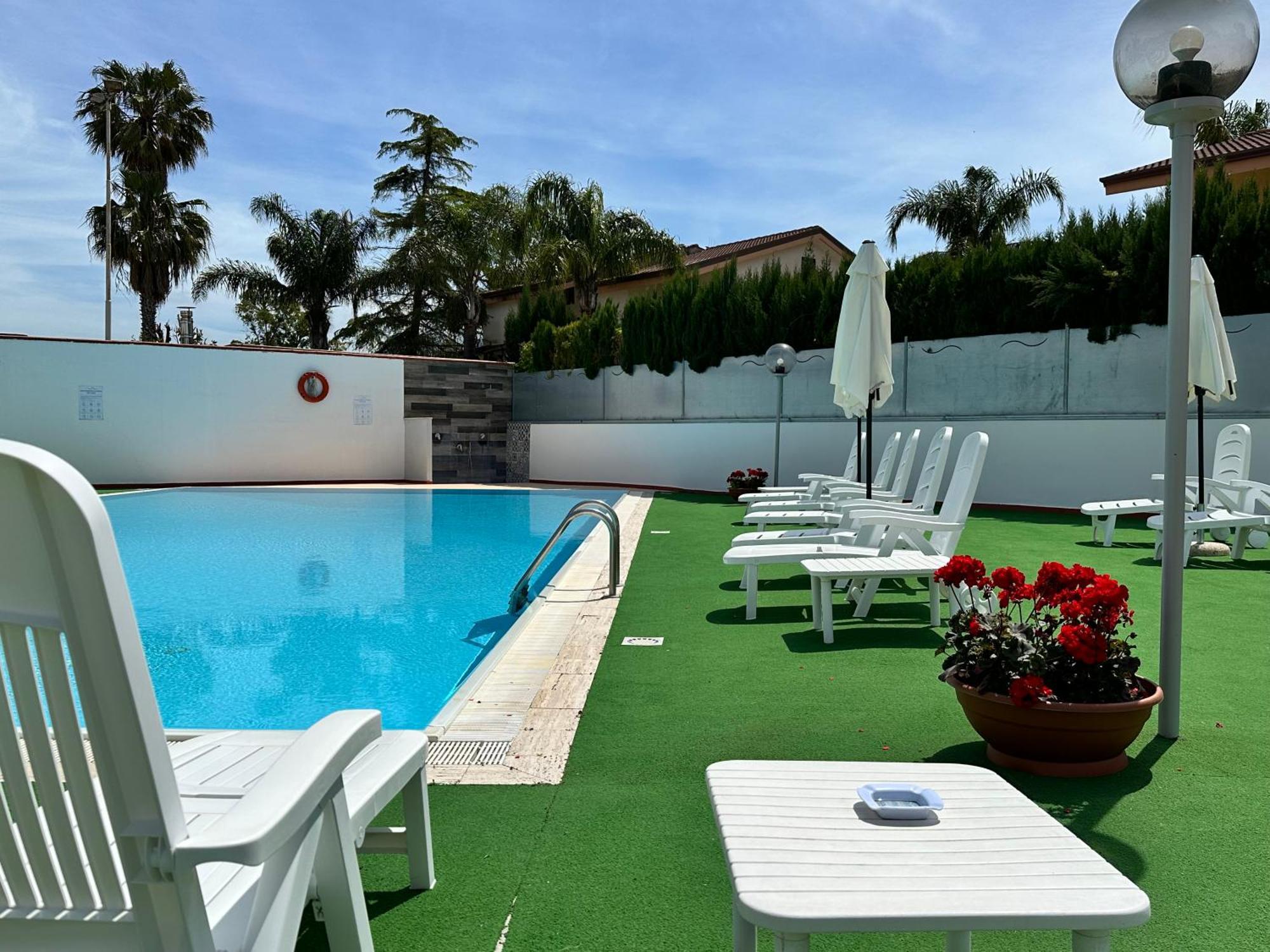 Hotel B&B Marina Capaccio Екстериор снимка