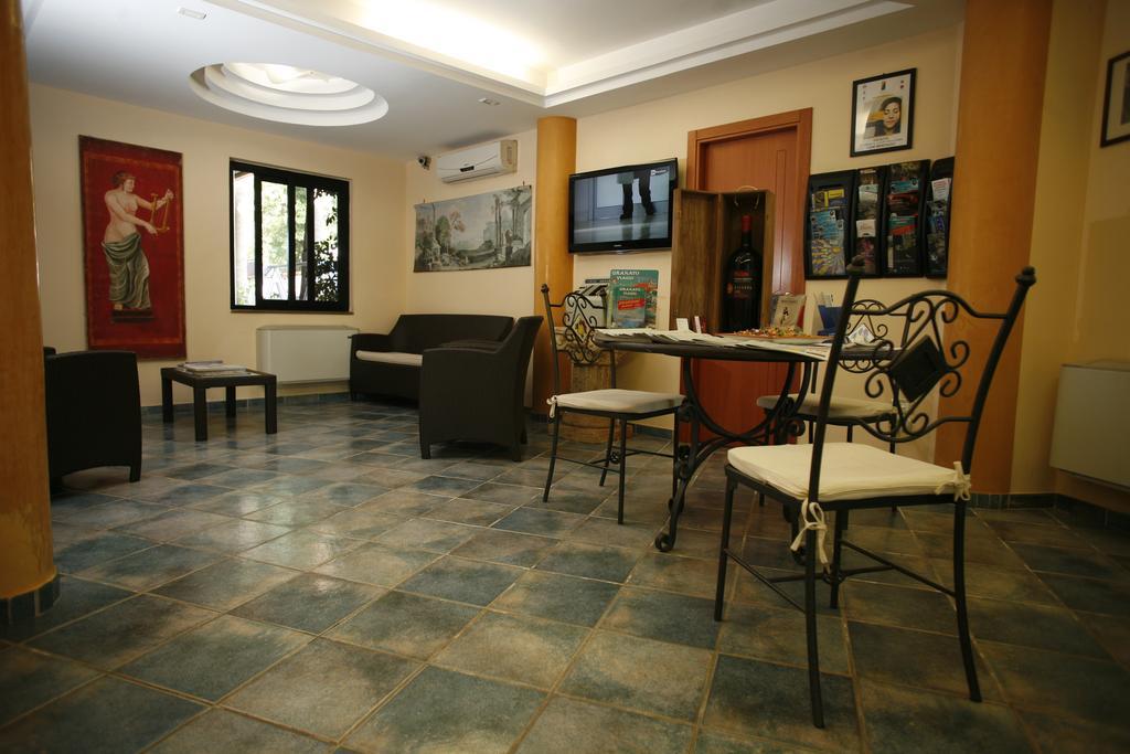 Hotel B&B Marina Capaccio Екстериор снимка